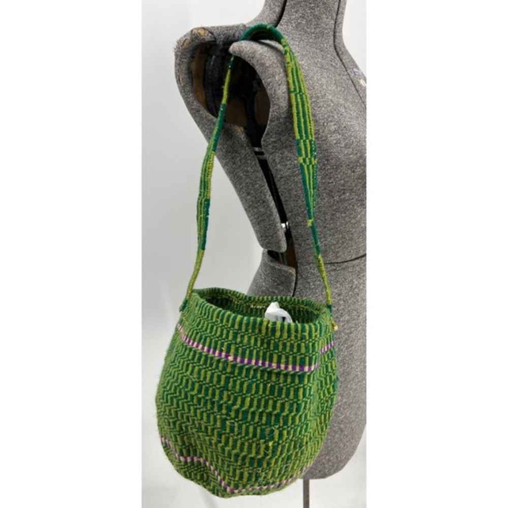 Vintage hand woven tote bucket purse